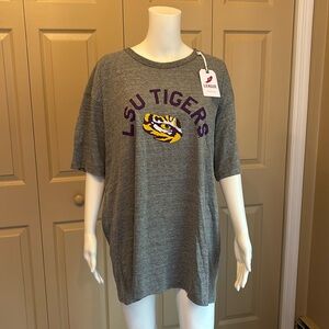 NWT men’s xxl LSU Tshirt